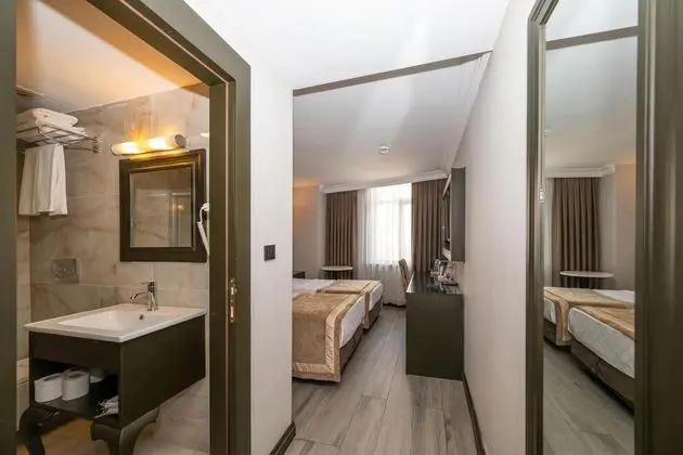 Çift Kişilik, Şehir Manzaralı