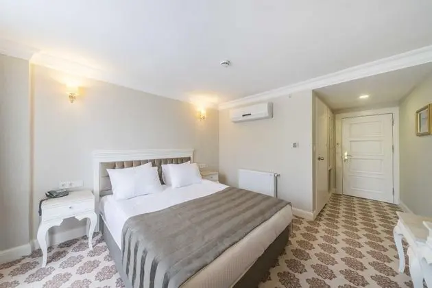Triple, Şehir Manzaralı
