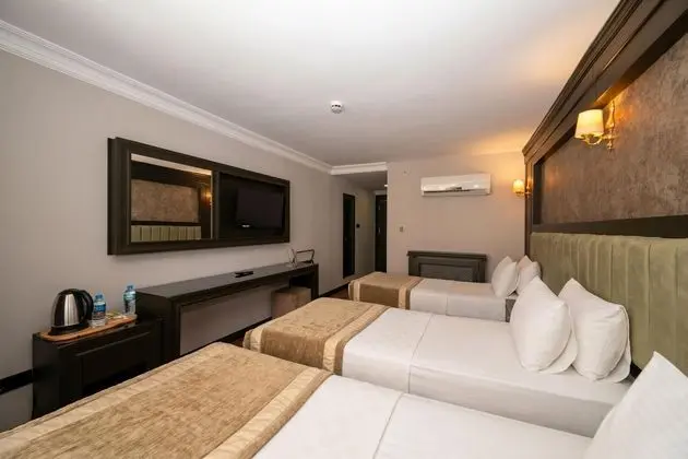 Triple, Şehir Manzaralı