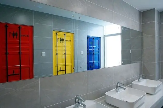Basic Ortak Ranzalı Oda, Sadece erkekler için, Ortak Banyo