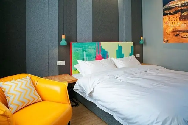 Deluxe Tek Büyük Yataklı Oda