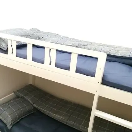 Basic Ortak Ranzalı Oda, Ortak Banyo