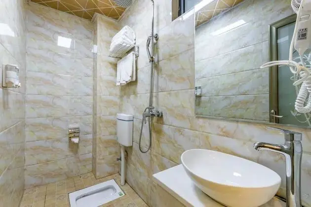 Business Üç Kişilik Oda