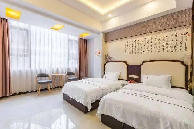 Luxury İki Ayrı Yataklı Oda