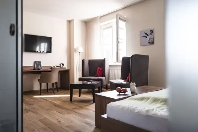 Comfort Tek Büyük Yataklı Oda