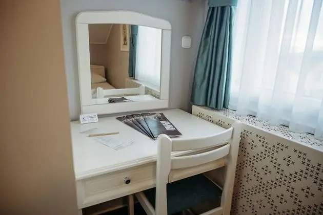 Standard Dört Kişilik Oda