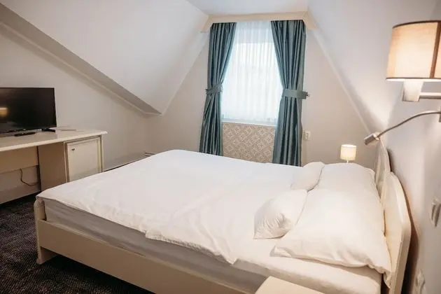 Standard Dört Kişilik Oda