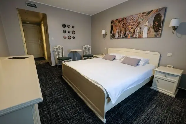 Standard Tek Büyük veya İki Ayrı Yataklı Oda