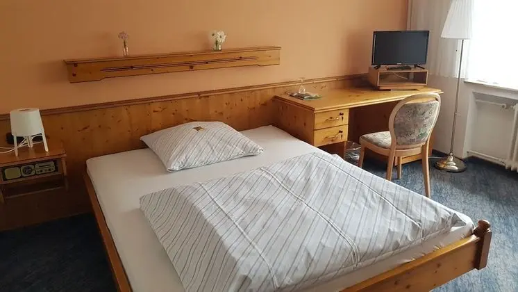 Tek Kişilik Oda (external bathroom)