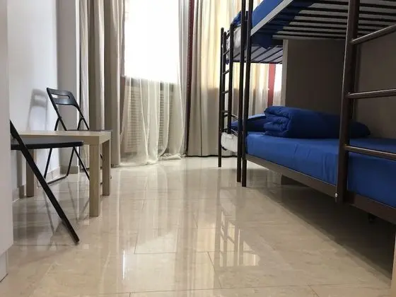 Standard Ortak Ranzalı Oda, Sadece erkekler için (1 Bed in 4 Person Dorm)