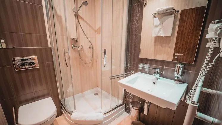 Standard Tek Büyük Yataklı Oda, 1 Yatak Odası, Özel Banyo, Tepe Manzaralı