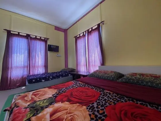 Economy Üç Kişilik Oda (Room No 5 Hola)