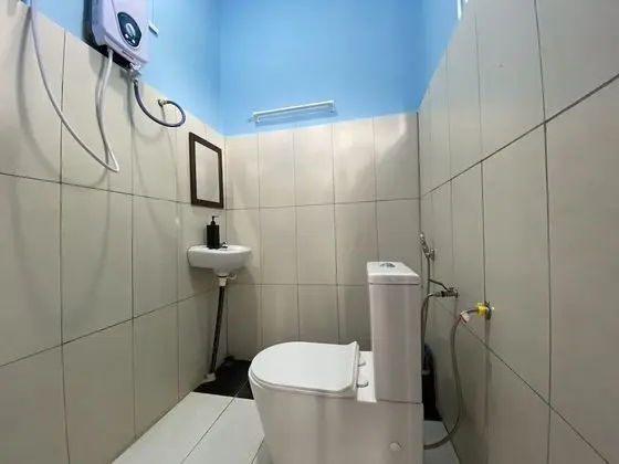 Economy Üç Kişilik Oda (Room No 5 Hola)