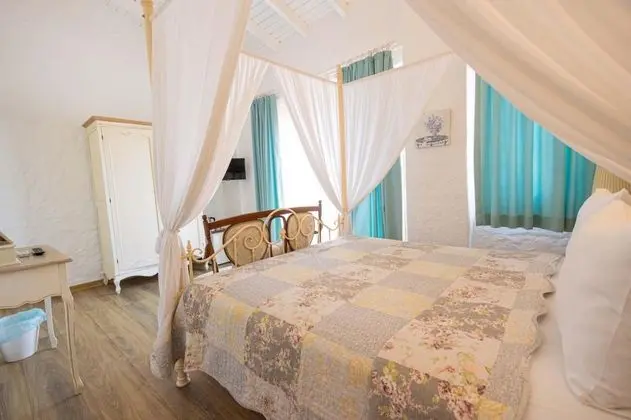 Deluxe Oda Balkonlu, Bahçe Manzaralı