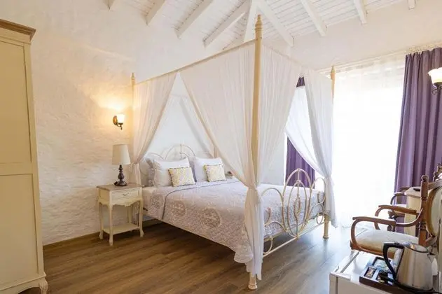 Deluxe Oda Balkonlu, Bahçe Manzaralı