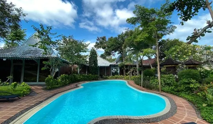 Royal Villa