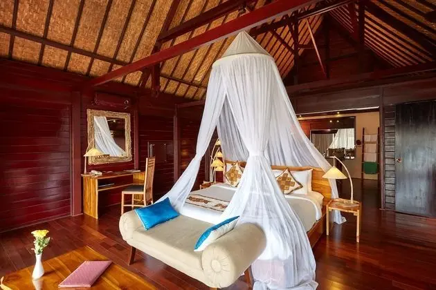 Sunset Pool Villa