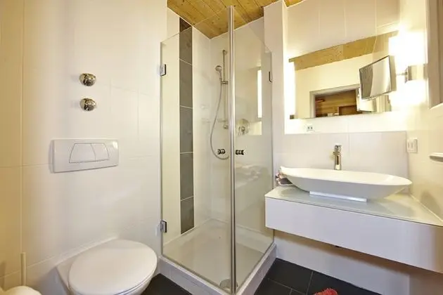 Comfort Büyük Yataklı Tek Kişilik Oda