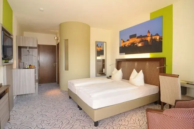 Classic Tek Büyük Yataklı Oda