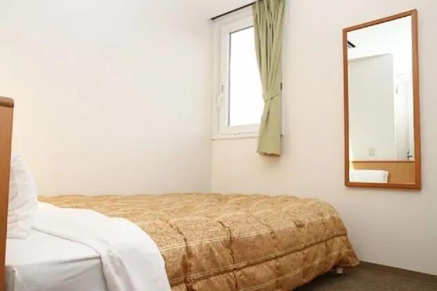 Oda, Sigara İçilmez (with Small Double Bed, No Tatoo)