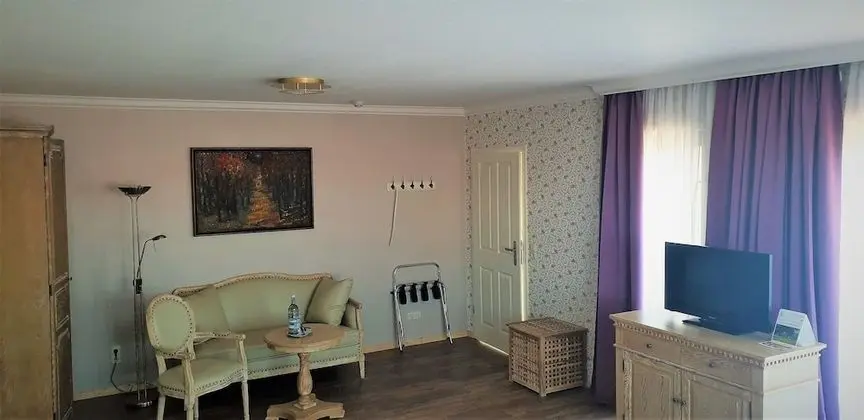 Comfort Tek Büyük Yataklı Oda