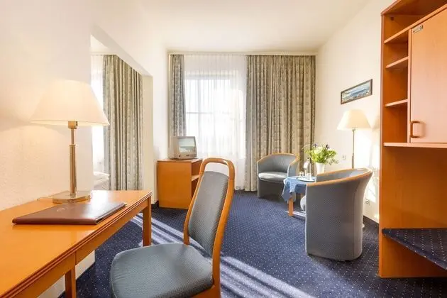 Comfort Tek Büyük Yataklı Oda