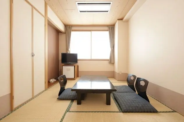 Traditional Oda (Japanese Style For 3 People)