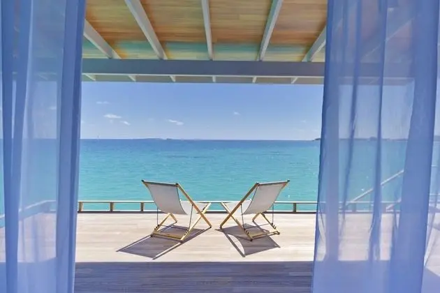 Deluxe Villa (Water)