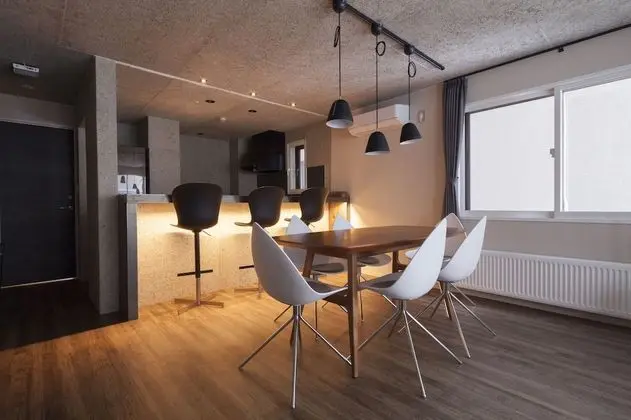Ev (4Bedroom 5Toilet 4Bathroom 3Kitchen)