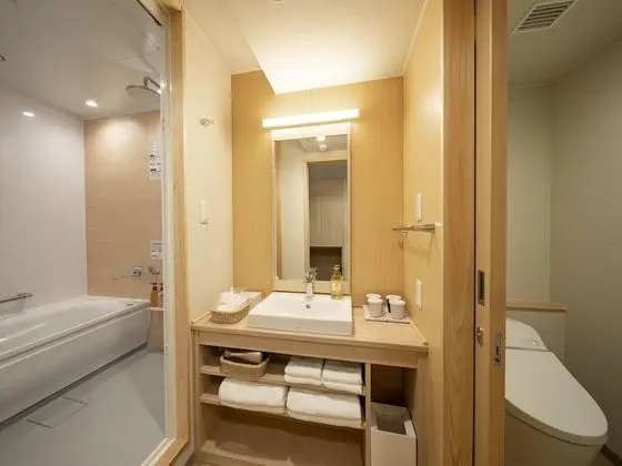 Oda, Sigara İçilmez (Family Room for 4 Adults, Renovated)