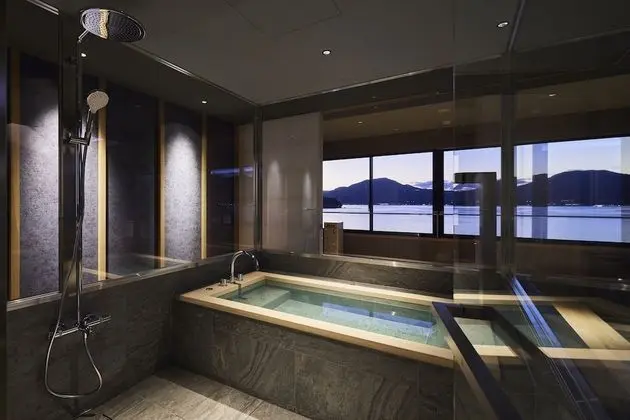 Luxury Süit, Okyanus Manzaralı (Luxury suite sea-view)
