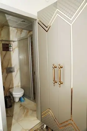 Basic Üç Kişilik Oda