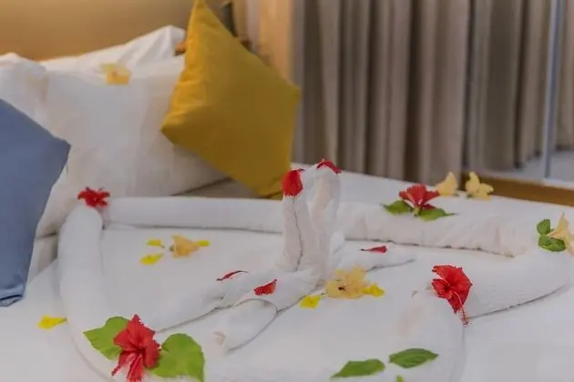 Deluxe Tek Büyük Yataklı Oda, Balkon, Şehir Manzaralı