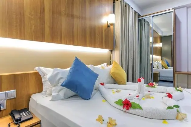 Deluxe Tek Büyük Yataklı Oda, Şehir Manzaralı