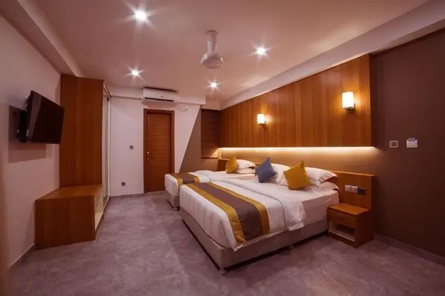 Family Üç Kişilik Oda, Balkon, Şehir Manzaralı