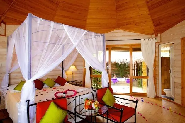 Villa, Sıcak Su Küveti, Plaj Kenarı