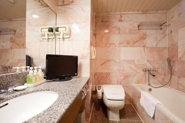 Economy Tek Büyük Yataklı Oda, Sigara İçilmez (Small Double Bed)