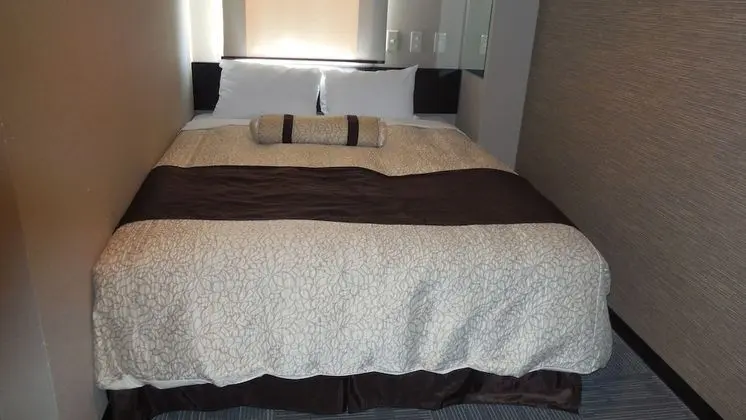 Standard Tek Kişilik Oda, Sigara İçilebilir
