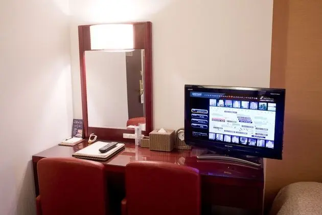 Tek Kişilik Oda, 1 Tek Kişilik Yatak, Sigara İçilebilir