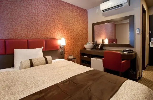 Tek Kişilik Oda, Sigara İçilmez (For Single Use)