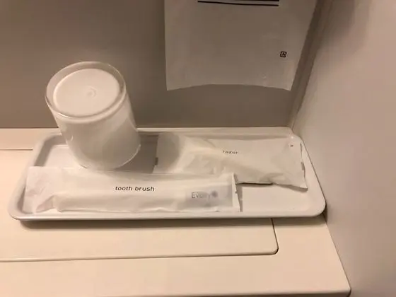 Tek Kişilik Oda, Sigara İçilmez (For Single Use)