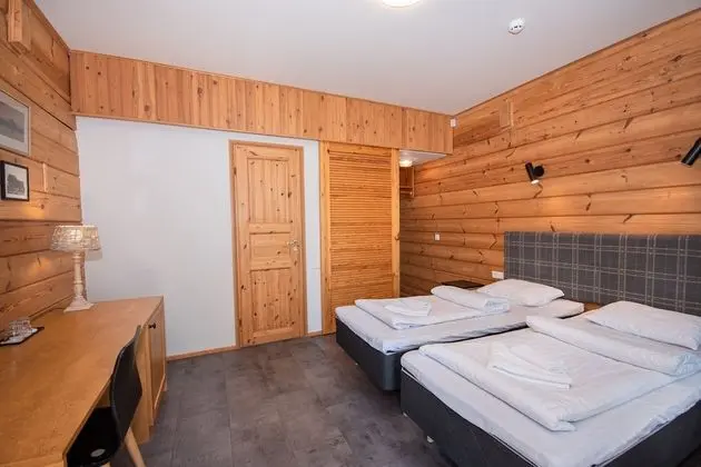 Tek Büyük veya İki Ayrı Yataklı Oda, Balkon