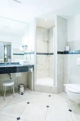 Tek Büyük Yataklı Oda (Forestside)