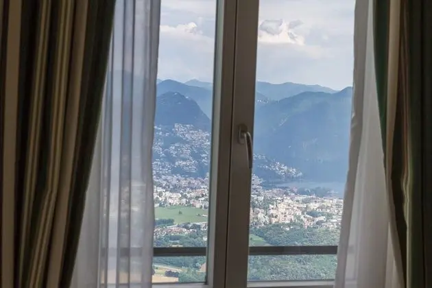 Exclusive with Garden View