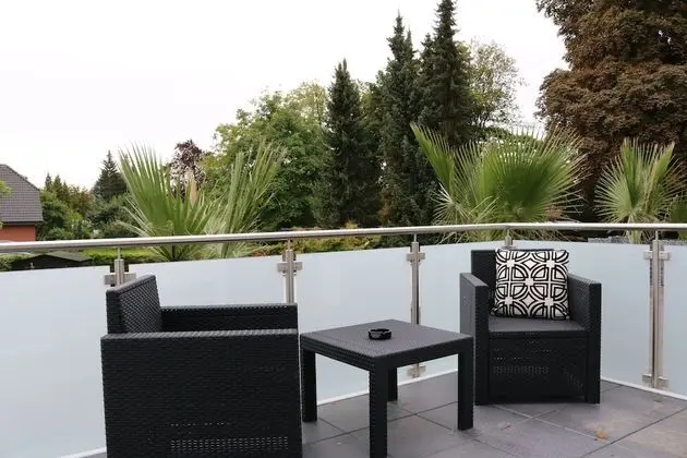 Tek Büyük Yataklı Oda, Balkon