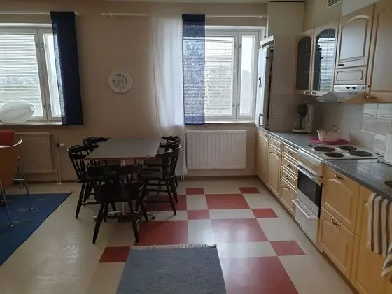 Dört Kişilik Oda, Ortak Banyo