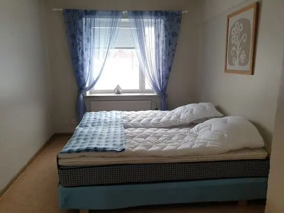 Tek Büyük veya İki Ayrı Yataklı Oda, Ortak Banyo