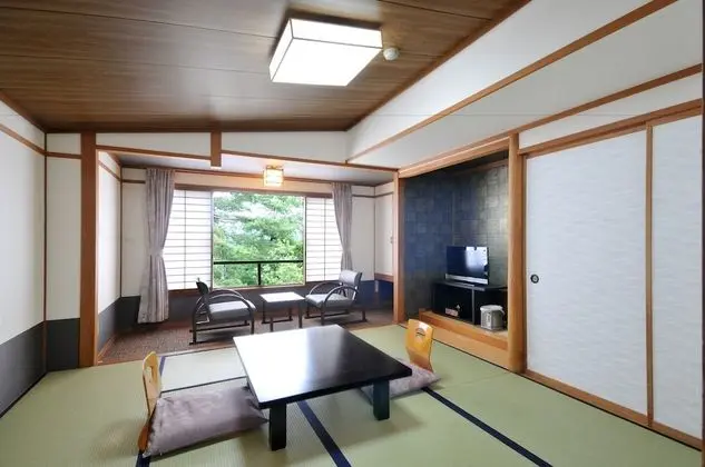 Traditional Oda, Sigara İçilmez (8 Tatami mat)