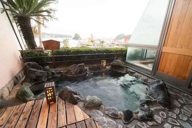 Traditional Oda (Japanese, Open Air Bath, with Meals)