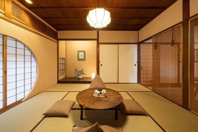 Traditional Ev (Private Vacation)